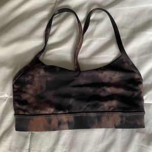 Lululemon sports bra